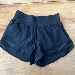 Lulu Lemon Hotty Hot 2.5” Navy Shorts - Size 4
